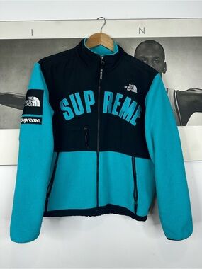 The North Face Teal and Black SUPREME Fleece Jacket Small